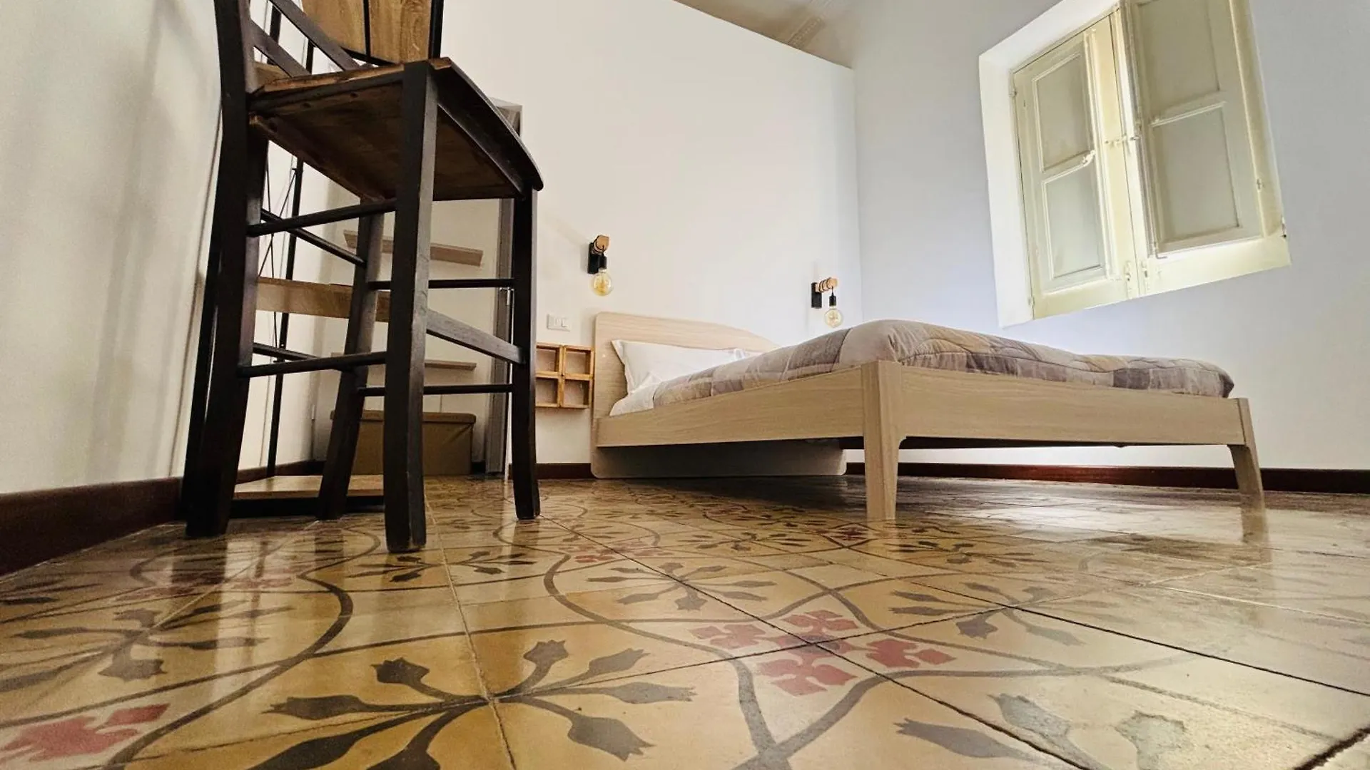 טראפאני Calvino Home 0*,  איטליה