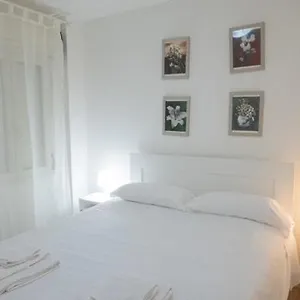 https://villanova-apartment.in-sardinia.net