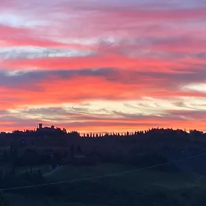 https://la-casa-di-nina-montespertoli.it-tuscanyhotel.com